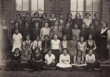 Ecole des Filles 1933