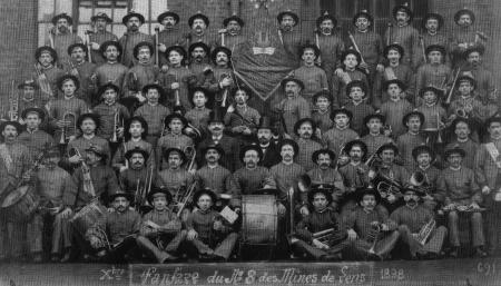 Harmonie du 8 en 1898