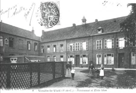 Le pensionnat en 1906