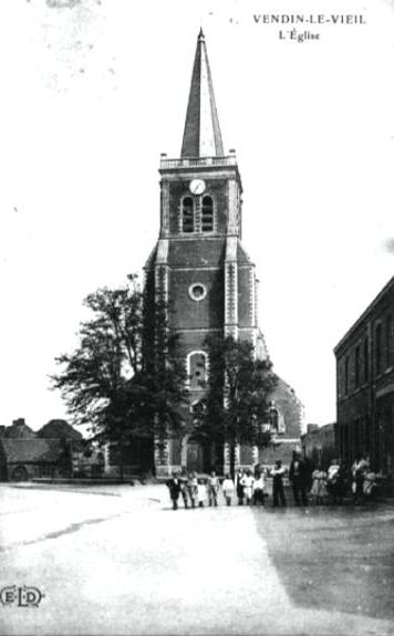 L'Eglise St Léger vers 1912.
