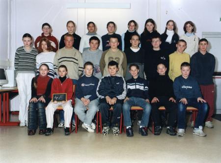 College 2001-02 - 4 F